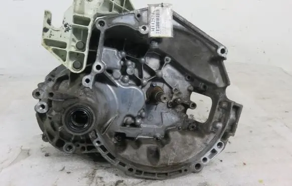 Peugeot 207 Manual 6 speed gearbox 20CQ65