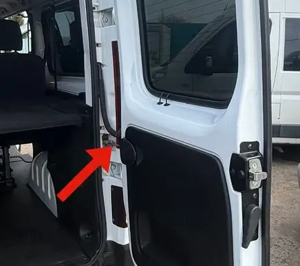 Opel Vivaro Loading door check strap stopper 04999R