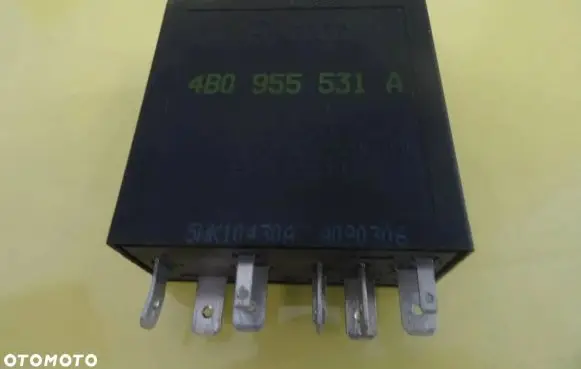 Volkswagen PASSAT B5.5 Other relay 4B0955531A 5WK10430A