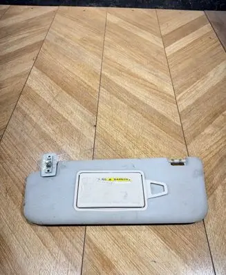Mercedes-Benz E W211 Sun visor 