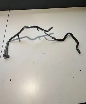 Coolant pipe/hose