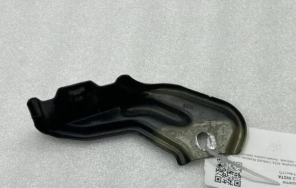 Volkswagen T-Roc Fender mounting bracket 2GA809562
