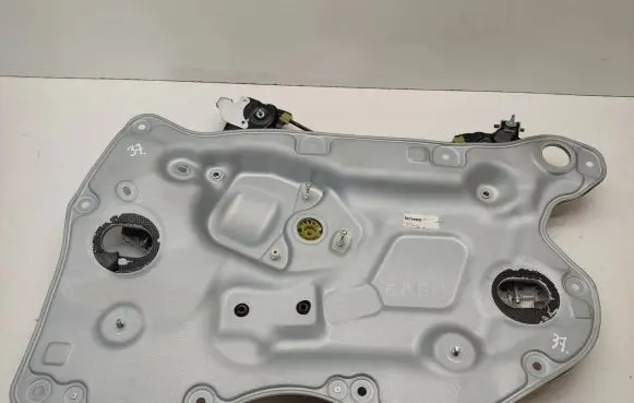 Nissan 370Z Front door electric window regulator 915519 915519103