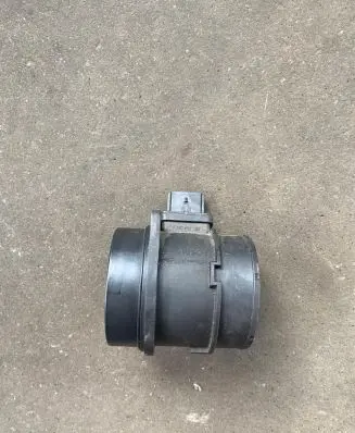 Jeep Grand Cherokee Mass air flow meter 68151956AB
