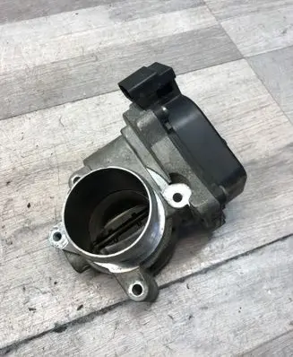 Volkswagen Jetta VI Throttle valve 03L128063L 232019432