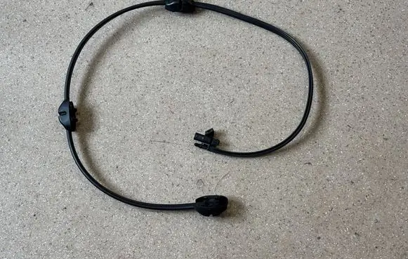 BMW 1 F40 Windshield washer spray nozzle 7453968