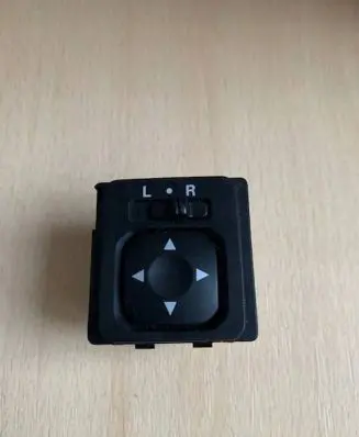 Mitsubishi Lancer Wing mirror switch MR417977 183570