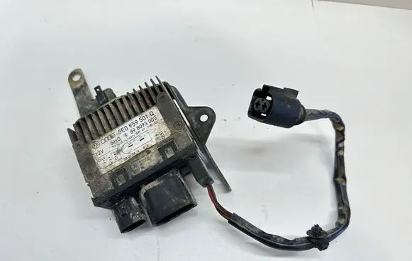 Audi A4 S4 B7 8E 8H Coolant fan relay 8E0959501Q 898093000
