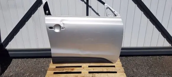 Suzuki Vitara (LY) Front door