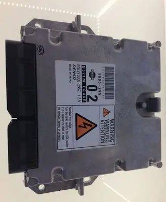 Nissan X-Trail T30 Engine control unit/module 5800295