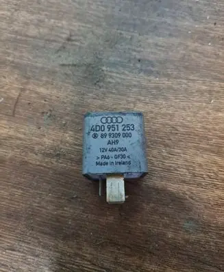 Audi A8 S8 D2 4D Other relay 4D0951253 899309000