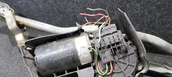 Ford Escort Wiper motor 0390241307cep