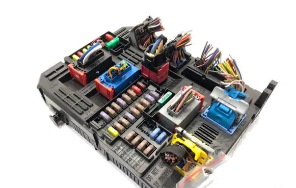 Peugeot 308 Other control units/modules 9819851480