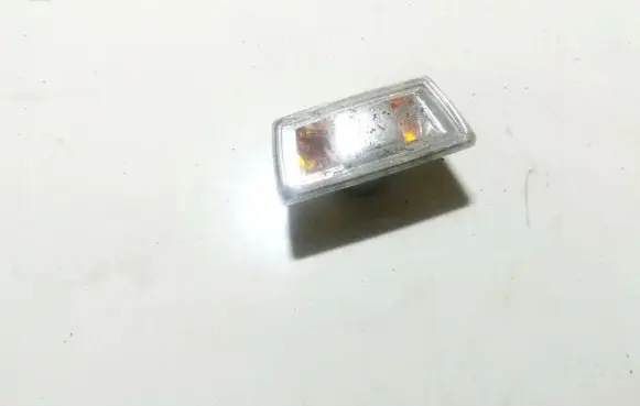 Opel Insignia A Front fender indicator light 13252455 13252456