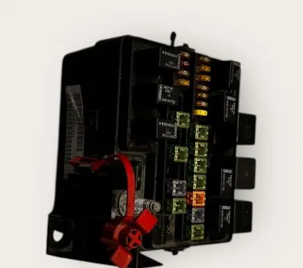 Chrysler Sebring (ST-22 - JR) Fuse module 04759395AD 6238