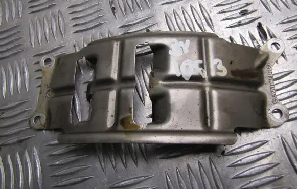 Mercedes-Benz CLA C117 X117 W117 other engine part A2700140166 BV1063