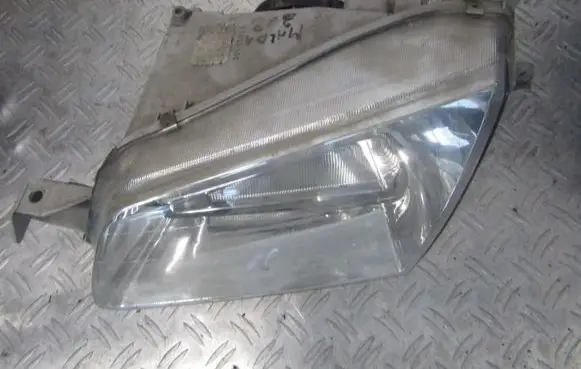 Mazda 323 Headlight/headlamp 1305235392
