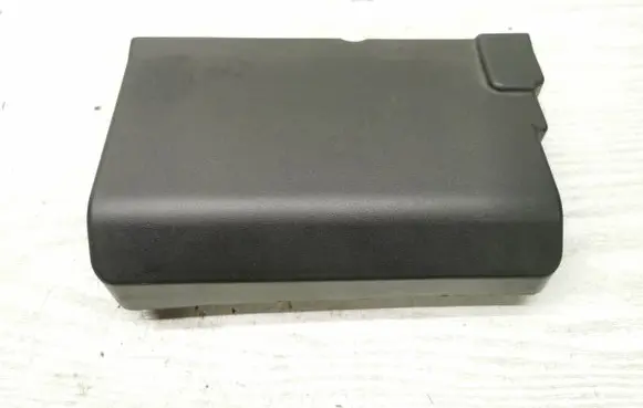 Volvo V40 Battery box tray cover/lid 31328974