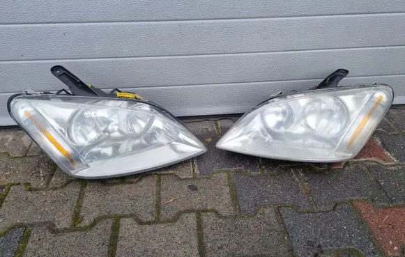 Ford C-MAX II Headlights/headlamps set 