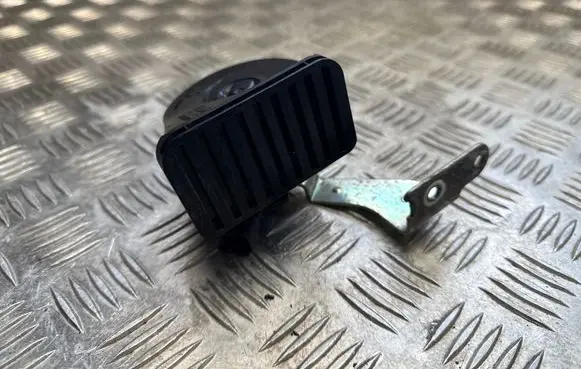 Volvo XC90 Horn signal 0024082012