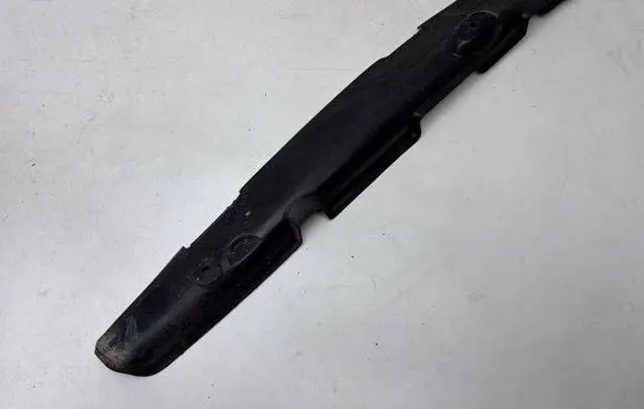 Audi A3 S3 8V Fender end trim 8V0821112C