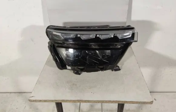 Skoda Kamiq Headlight/headlamp 658941016B 10PL10517