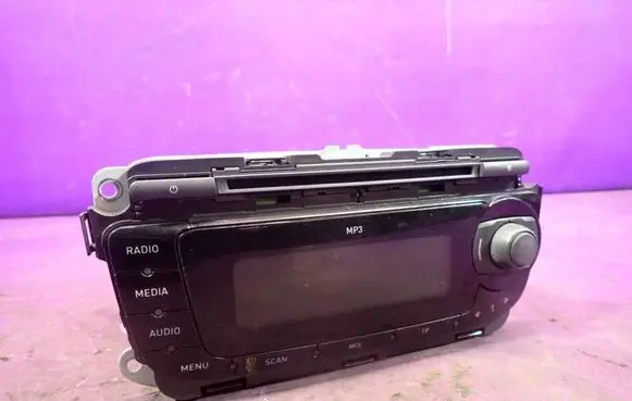 Seat Leon (1P) Radio/CD/DVD/GPS head unit 