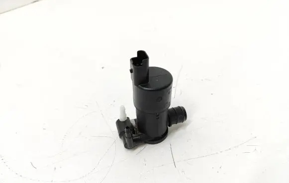 Peugeot 208 Windscreen/windshield washer pump 9825894180
