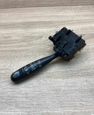 Toyota Avensis T220 Wiper control stalk 6473R26