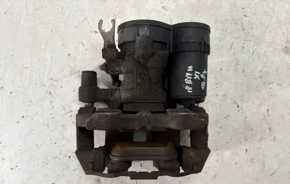 BMW X1 F48 F49 Rear brake caliper 6883028
