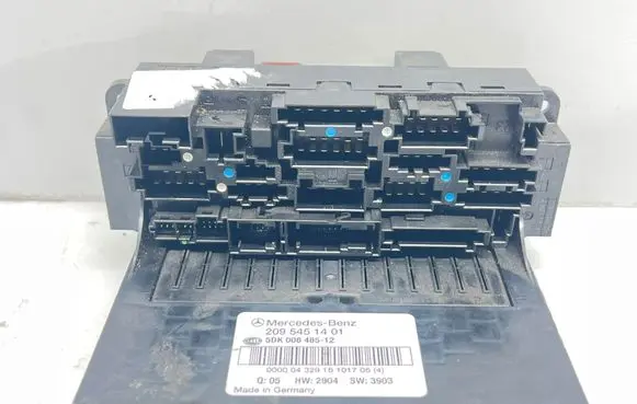 Mercedes-Benz CLK A209 C209 Fuse box set 2095451401