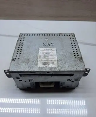 Mitsubishi Eclipse CD/DVD changer 8701A204 DY5V87UT