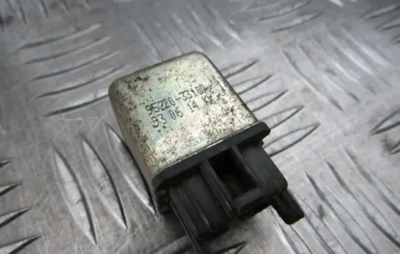 Hyundai Pony Other relay 9522033100 95220-33100