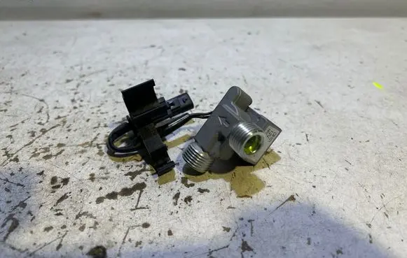 Volvo XC40 Air conditioning (A/C) expansion valve CB101 7F28 HFC134A