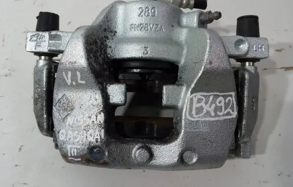 Nissan Qashqai J12 Front brake caliper FN28VZA