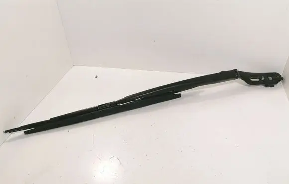 BMW 7 E65 E66 Front wiper blade arm 61617113205