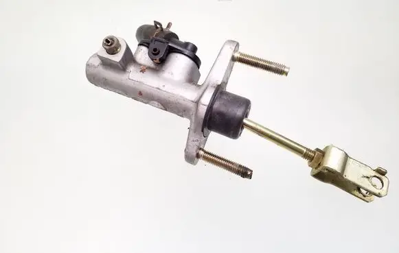 Toyota Yaris Clutch master cylinder 3145418010