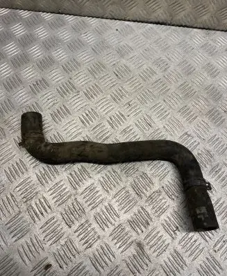 Renault Megane II Engine coolant pipe/hose 8200320158