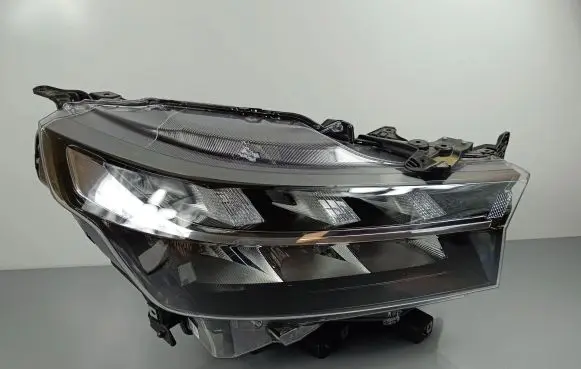 Suzuki SX4 S-Cross Headlight/headlamp 000386312R