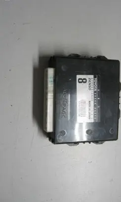 Lexus RX 300 Air suspension control unit module (rear) 8954048040