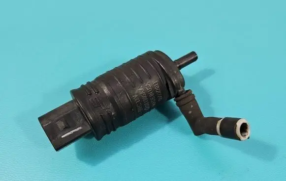 Lancia Thema Windscreen/windshield washer pump 68081805AA IMPRK1464588