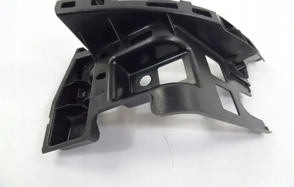 Volkswagen Touran III Rear bumper mounting bracket 5TA807453