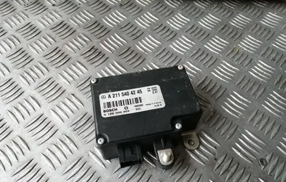 Mercedes-Benz E W211 Battery control module A2115404245 0199000002
