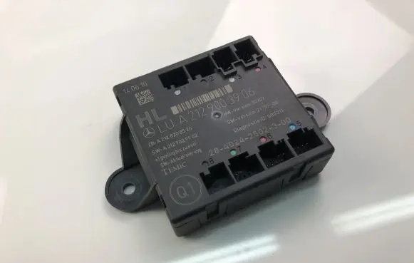 Mercedes-Benz E A207 Other control units/modules A2129003906