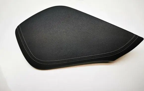 Nissan 370Z Panel trim P13190B19000 9699211EA0A