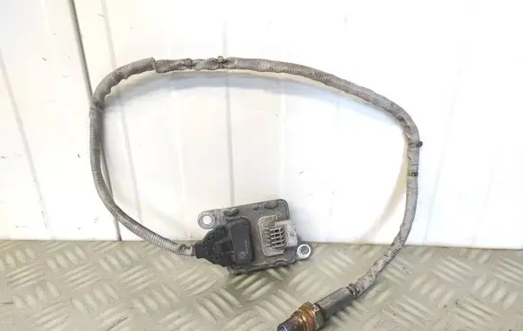 Opel Movano C Lambda probe sensor 9821120780 SNB0732B