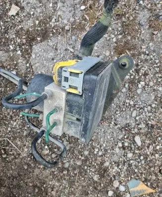 Peugeot 206 ABS Pump 10096011573 00401865E1 7AH6C27B60