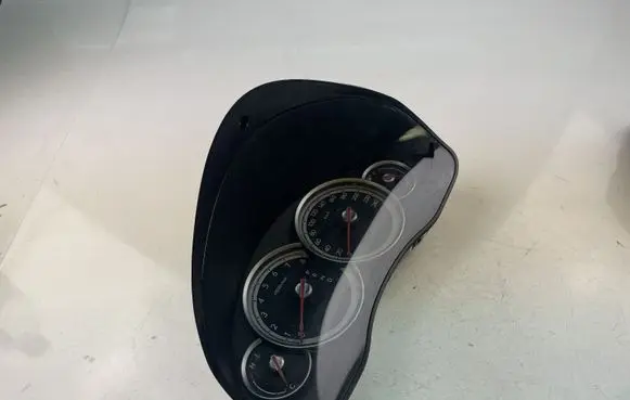 Subaru Legacy Speedometer (instrument cluster) 85012AG750