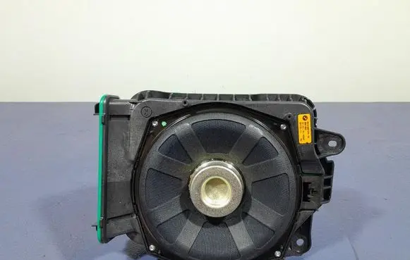 BMW M5 Subwoofer speaker 6801076