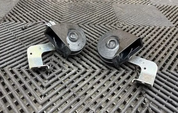 Alfa Romeo Giulia Horn signal 50534119